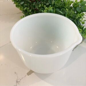 Vintage Sunbeam Glassbake baking bowl milk glass EUC mixing bowl replacement